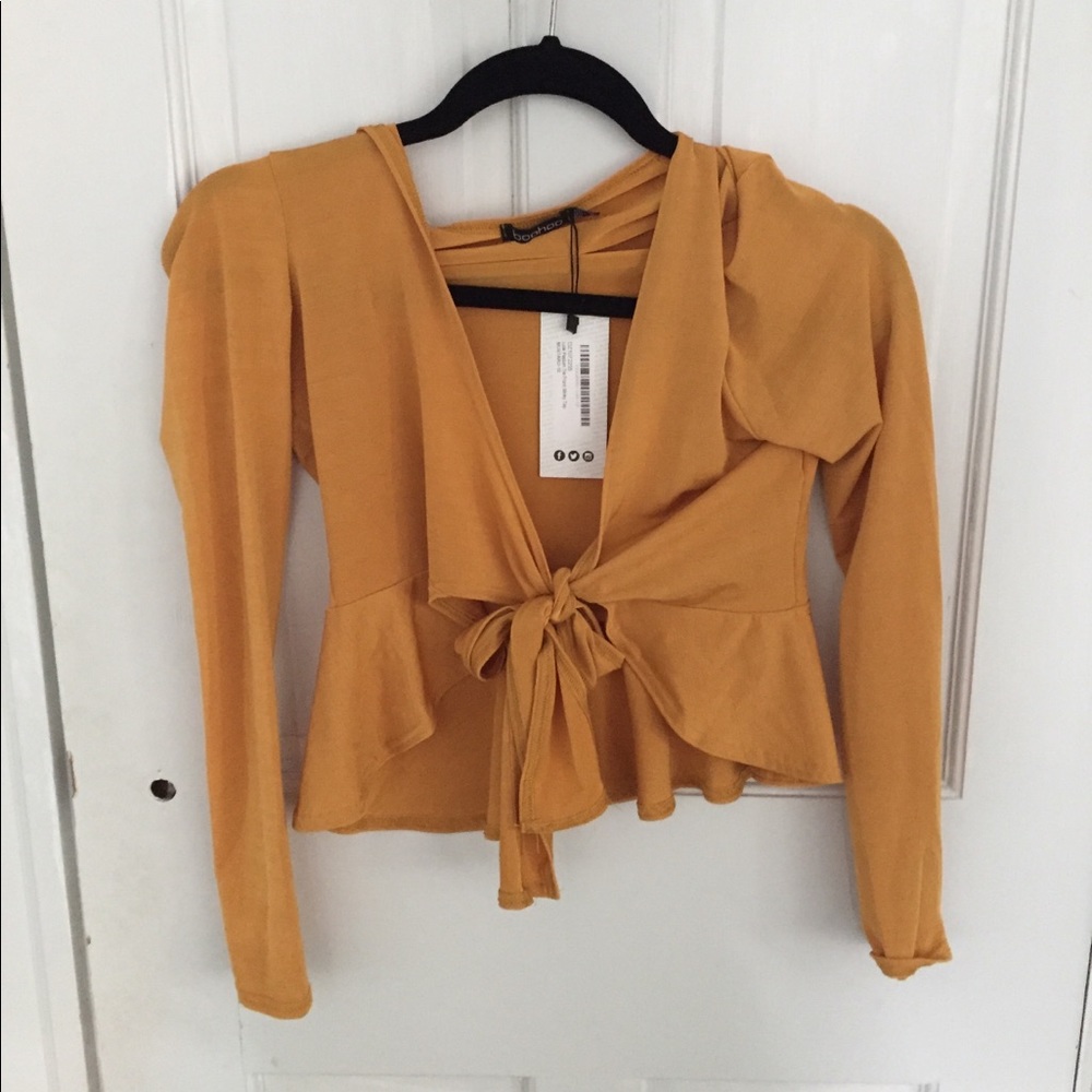 Tie top